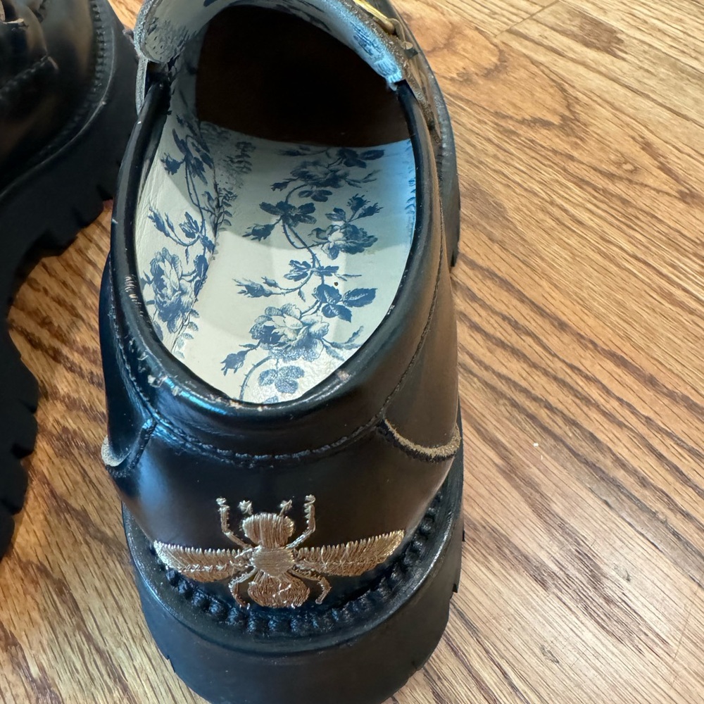 Gucci Black Leather Lug Sole Loafers - Picture 12 of 16